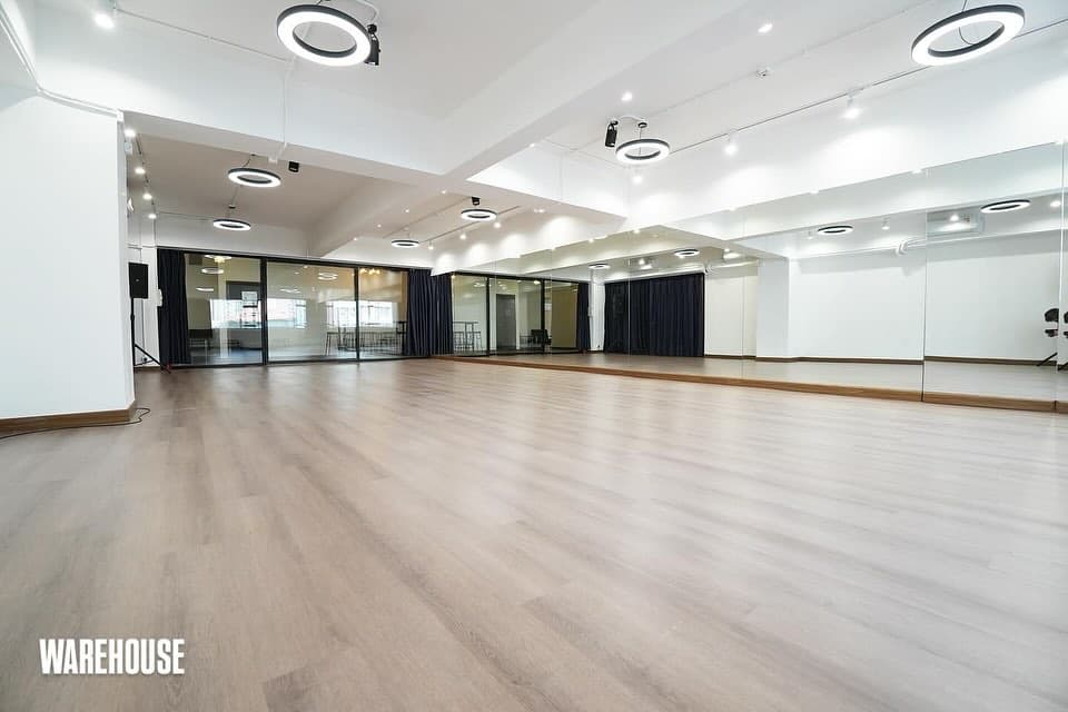 Warehouse (新蒲崗)